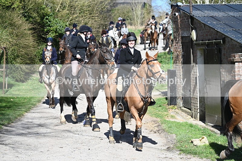 WJ7_9714 - Home for hunt tea !