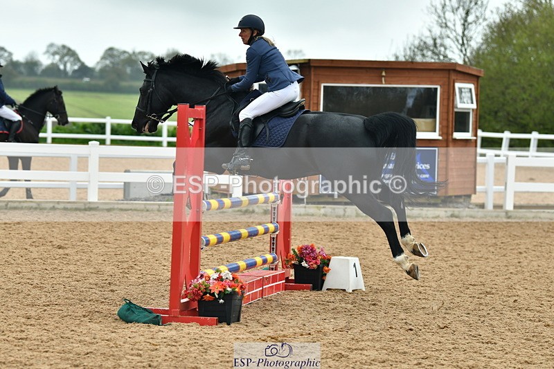 230505A-135051-04625 - Cls 17 1.05m Amateur Quali