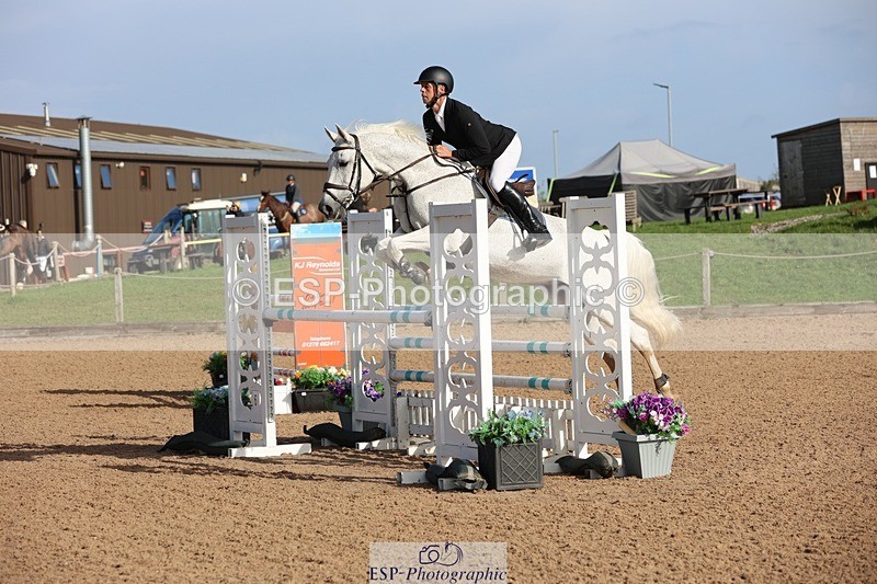 250911-094845-00474 - Cls 1 Snr 1.05 & 1.10m