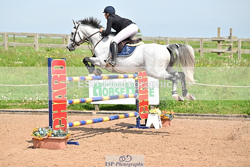 240510A-144747-08136 - Cls 23 Talent Seeker Inc 7yr old 14.10 to Finish