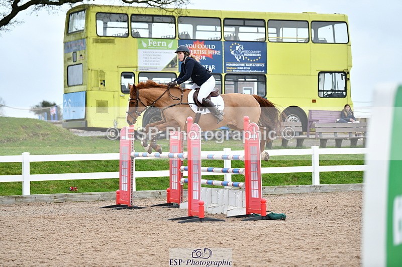 240124A-141428-00794 - Cls 5 Foxhunter & 1.20m Open