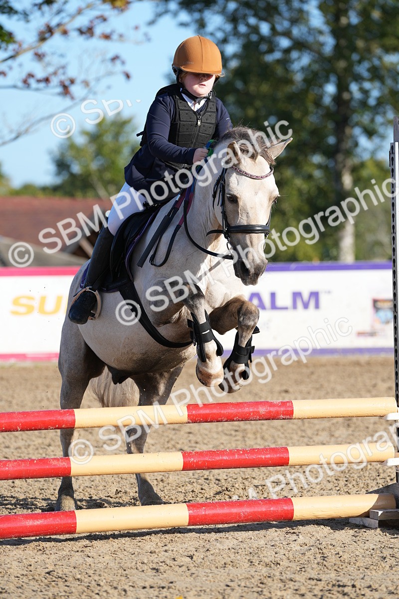 SBM_14261 - J57 - Clear Round 60cm