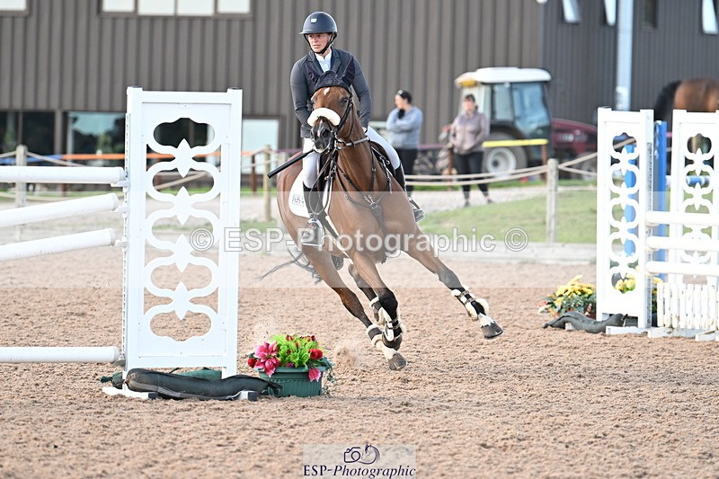 240913A-171300-05310 - Cls 19 Snr 1m Open Speed Derby