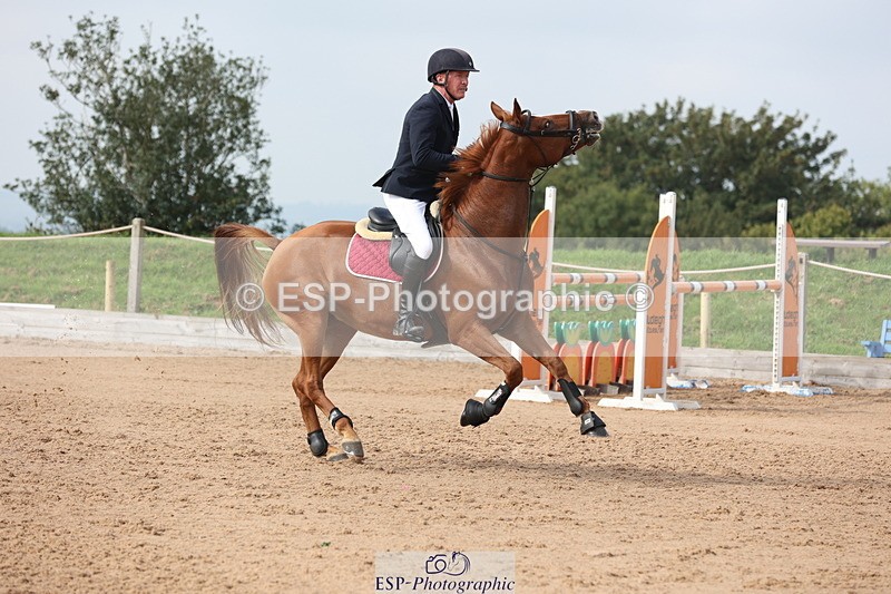 230915A-105856-01600 - Cls 2 Snr Foxhunter