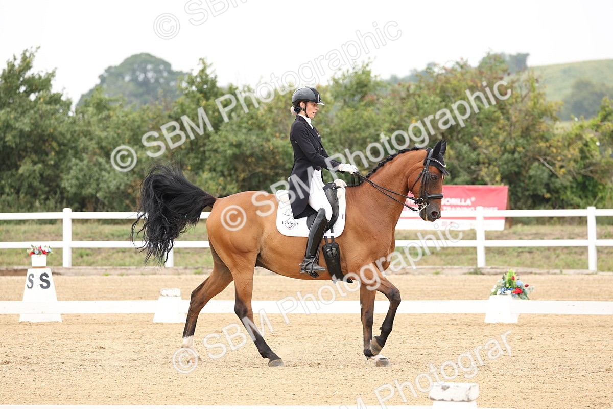 SBM_008057 - Class 10 - FEI INT I - 16.10-16.50