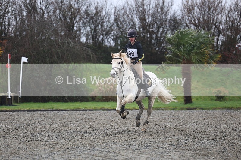 3E7A7221 - Class 2: 80cm Part 2