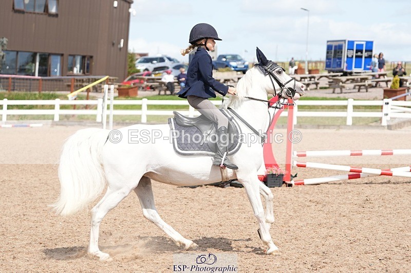 250805-150151-00039 - Clear Round and 60cm