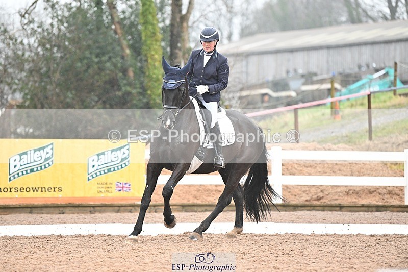 250215-135932-03975 - 228-Louise.Hutchinson-Shovern.Noire