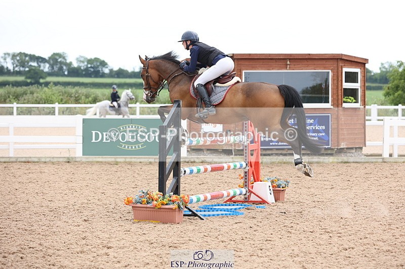 240630A-152737-14737 - Cls 33 Foxhunter and 1.10m Open