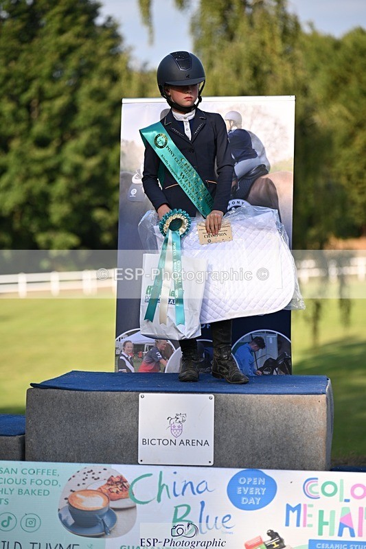 250822A-172535-24602 - Friday Presentations