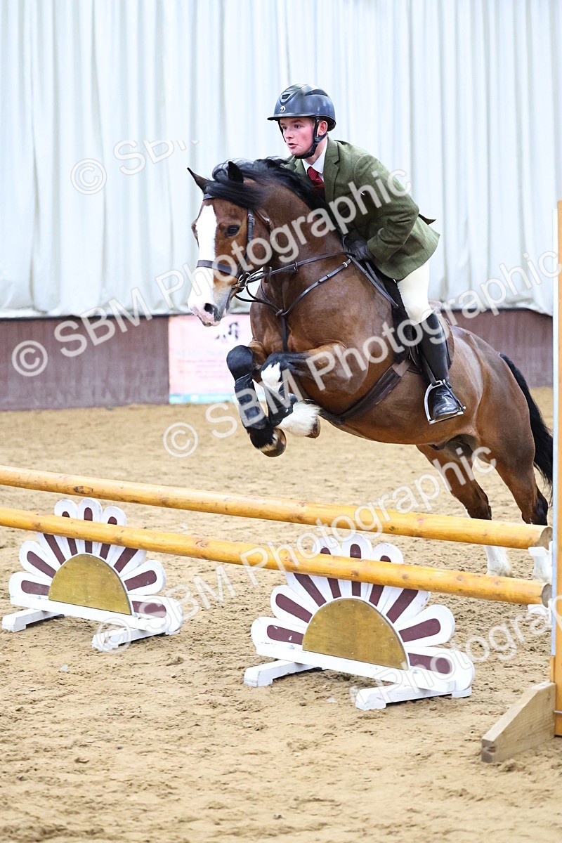 SBM_005091 - Class 41 - Not exceeding 143cms