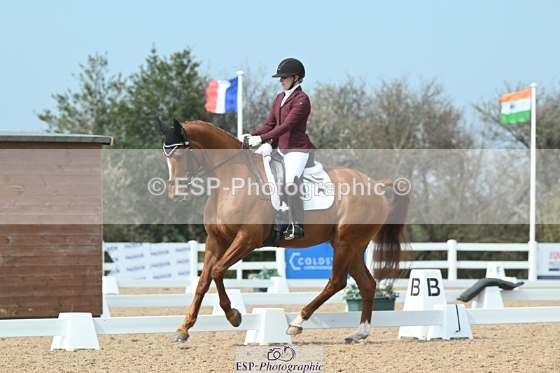 250403-120502-02218 - 065-Charlotte.Dicker-Catherston.Zahara
