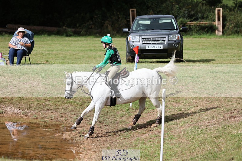 240825X-102040-31567 - 70cm XC 10.00 to 11.00