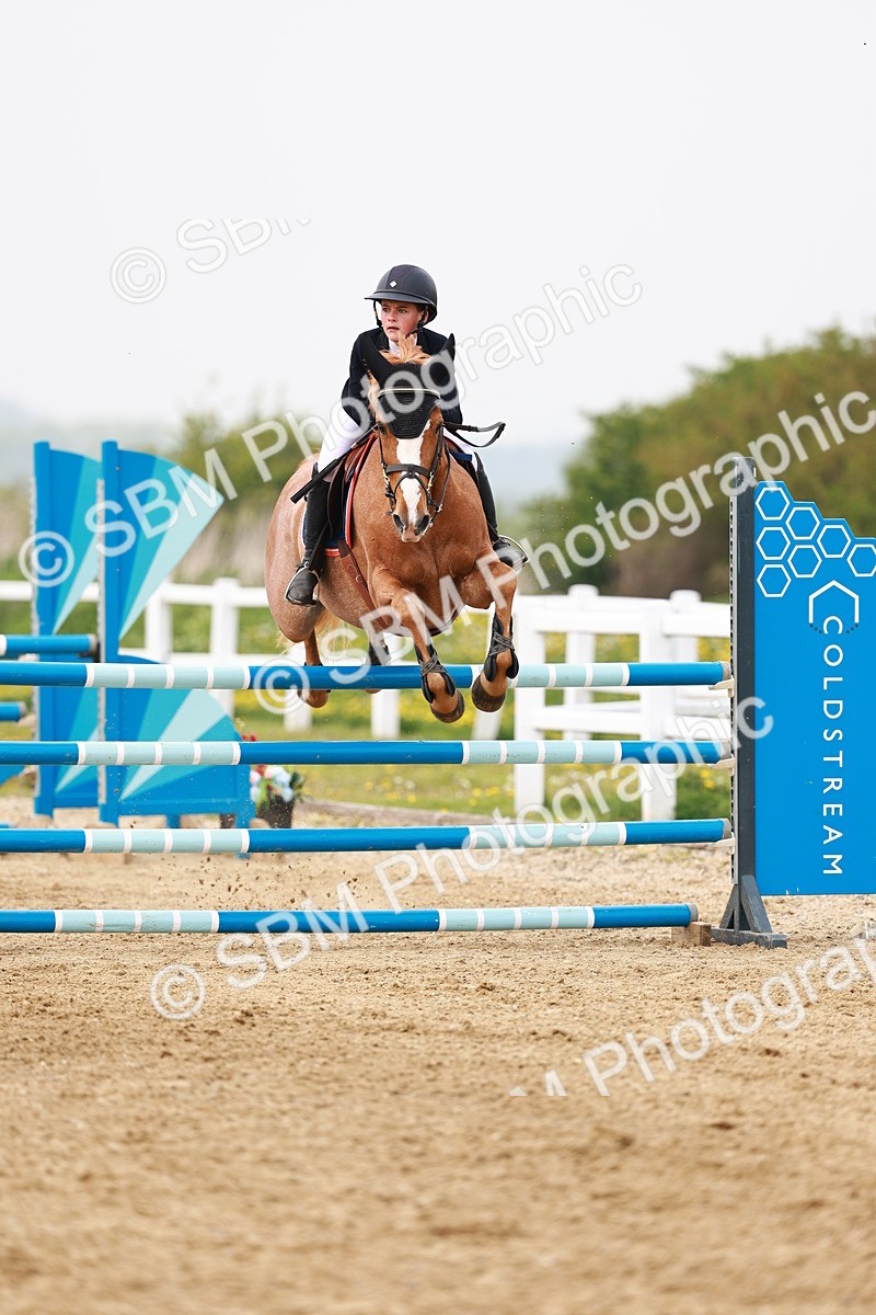  - Class 18 - Senior Newcomers - 1.10m