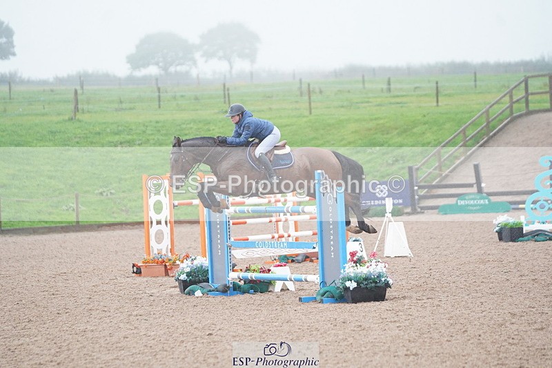 241006A-155958-08081 - Cls 22 Nat 1.30 & 1.40