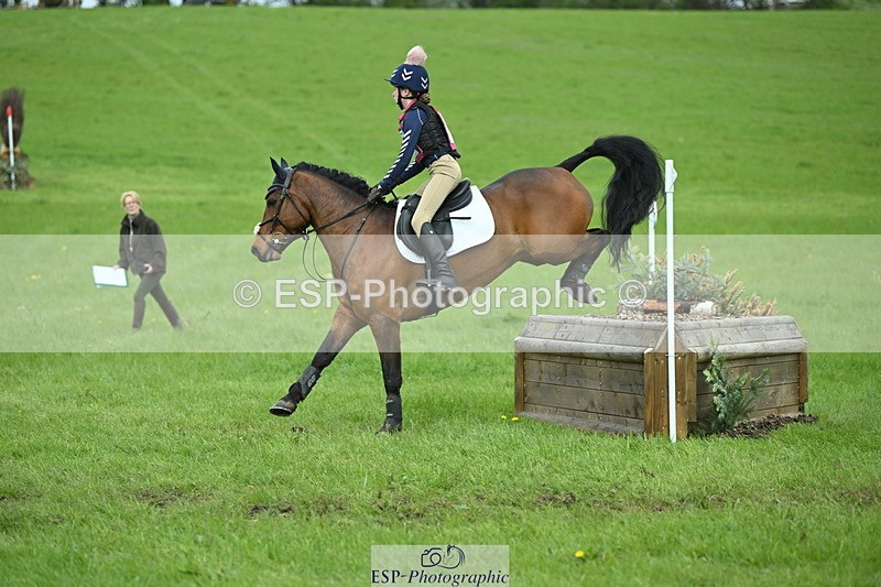 250419-150705-12134 - 812-Emilia.Kangurs-HOLLYWOOD.COMMANDER.IN.CHIEF