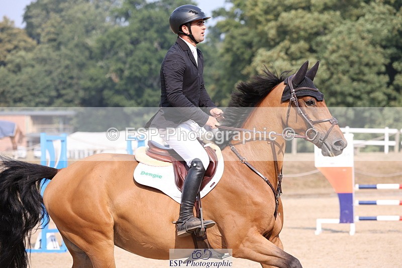 250816A-101847-00651 - Cls 3 Snr British Novice