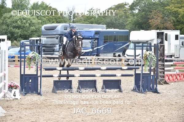 JAC_6669 - CLASS 16 SUN Springboard 128cm/ 138cm Restricted Handicap