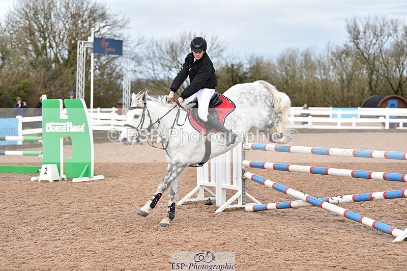 231203A-113522-00913 - Cls 4 Newcomers & 1m Open