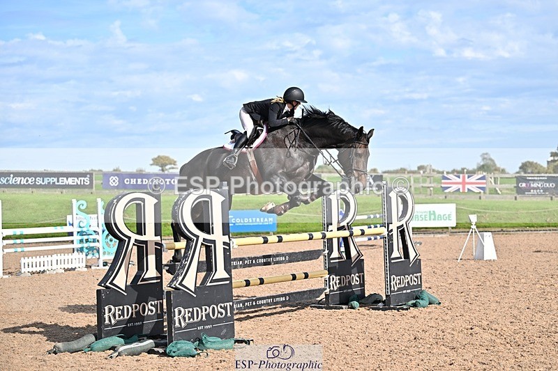 251001-145957-00520 - Cls 6 Foxhunter and 1.20m Open