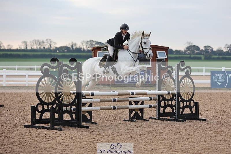 241101A-084214-00359 - FRI Cls 2 British Novice and 90cm Open