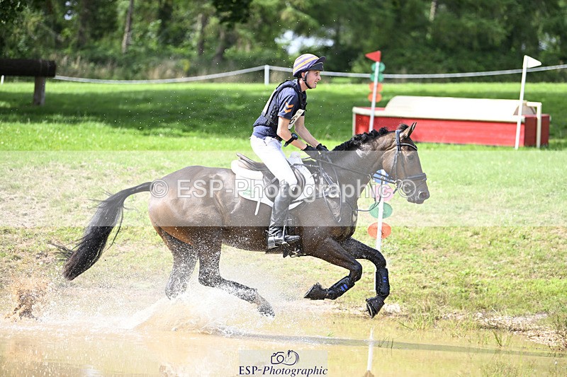 240804-161852-17914 - 611-Max_Forster-FLO_CORMINT