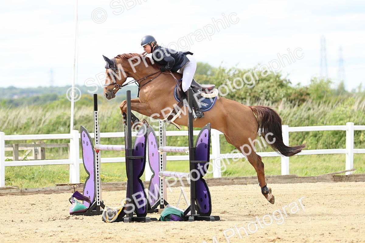 SBM_001383 - Class 5 - Senior Foxhunter - 1.20m