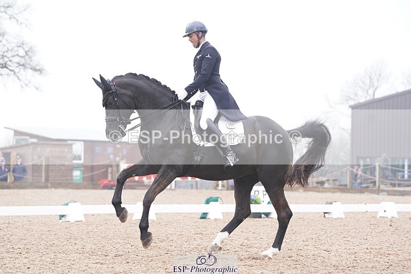 250404-092928-04054 - 022-Jezz.Palmer-Romanno.Weltino