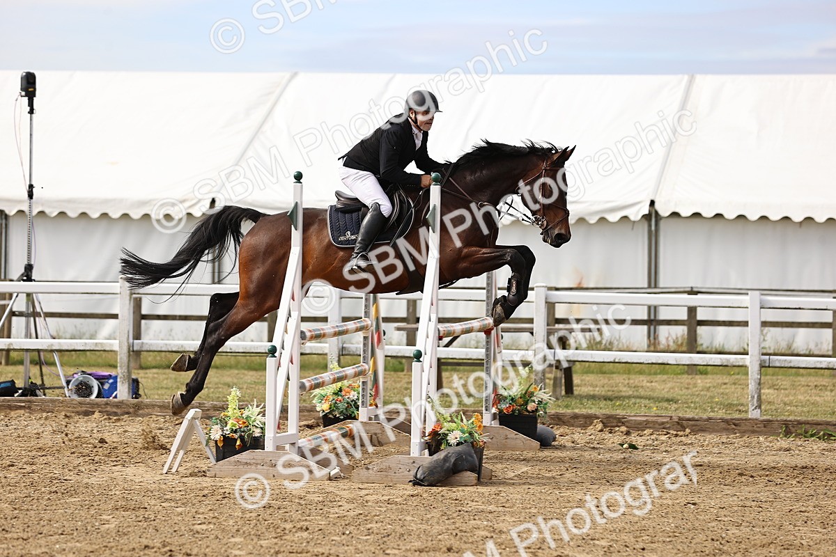 SBM_009332 - Class 7 - Senior Discovery - 1.00m Open