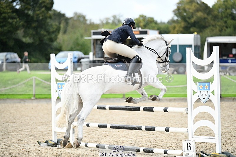 251004A-172841-02451 - Classes 12 & 13 90cm