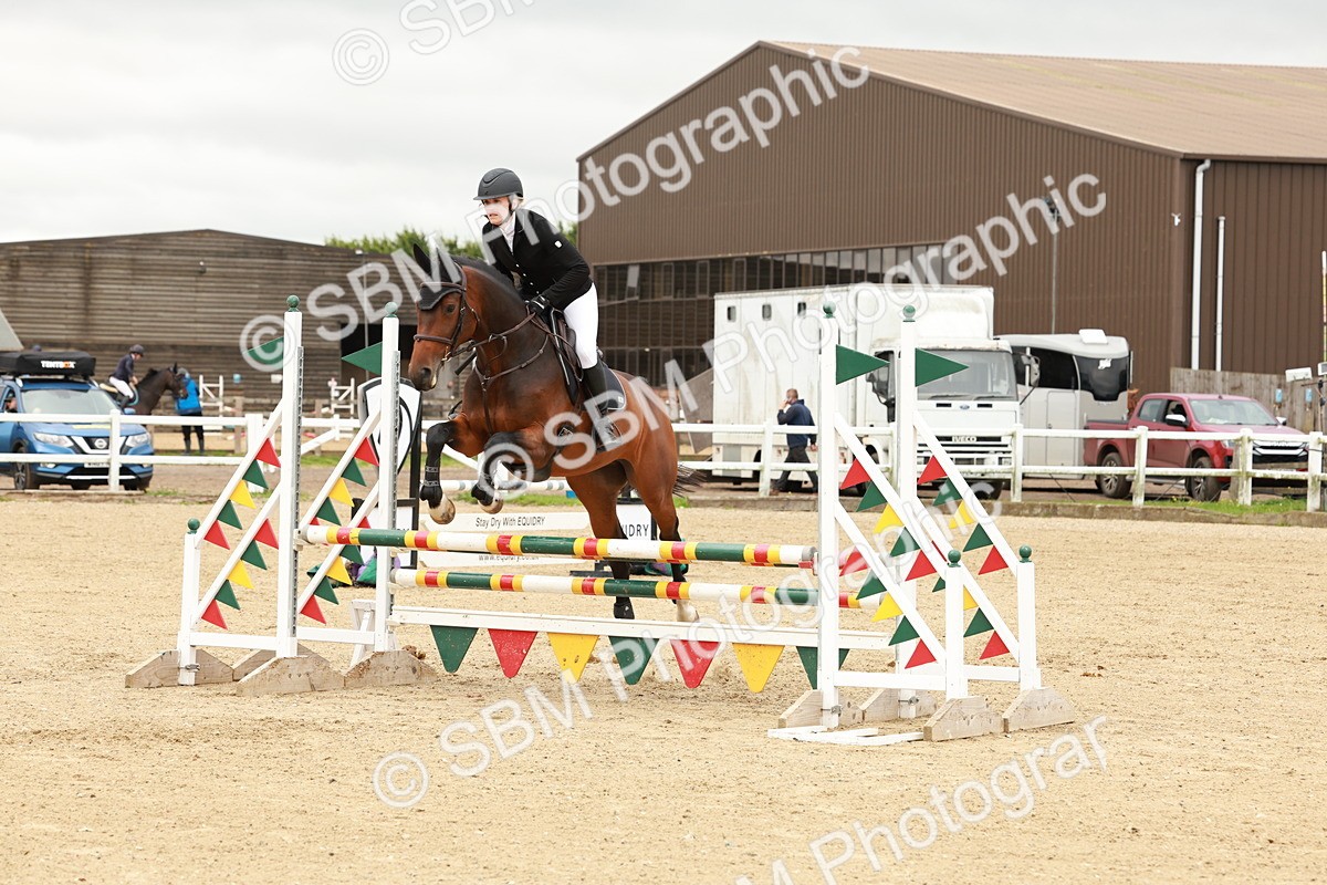 1I0A6784 - Class 2 - Senior British Novice