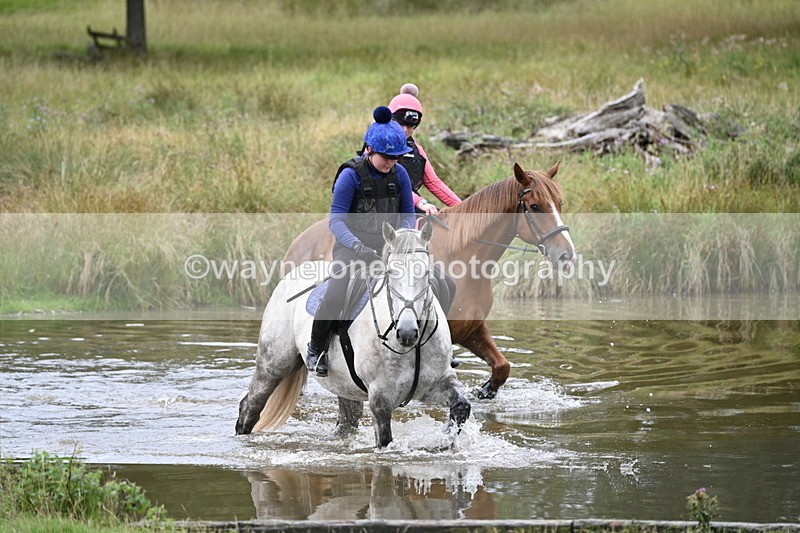 WJ7_2715 - Time at Water 11:37 to 12:13