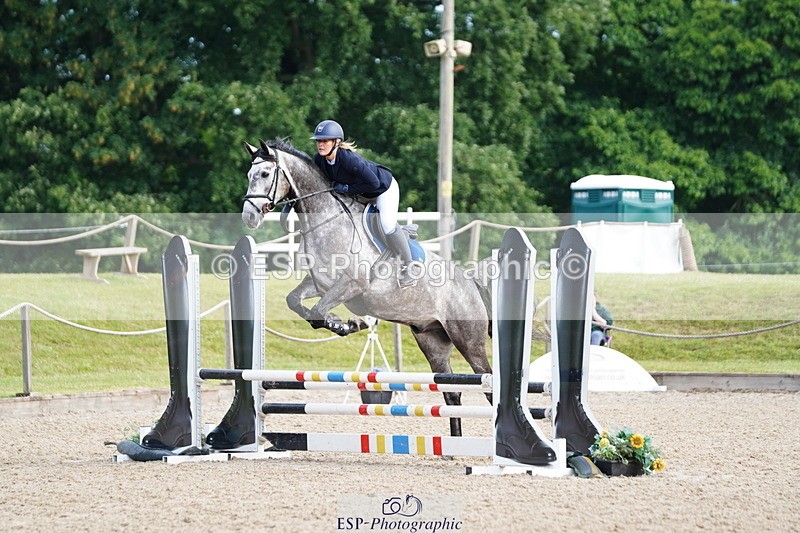 250613A-081554-00913 - Cls 8 85cm Schooling Round