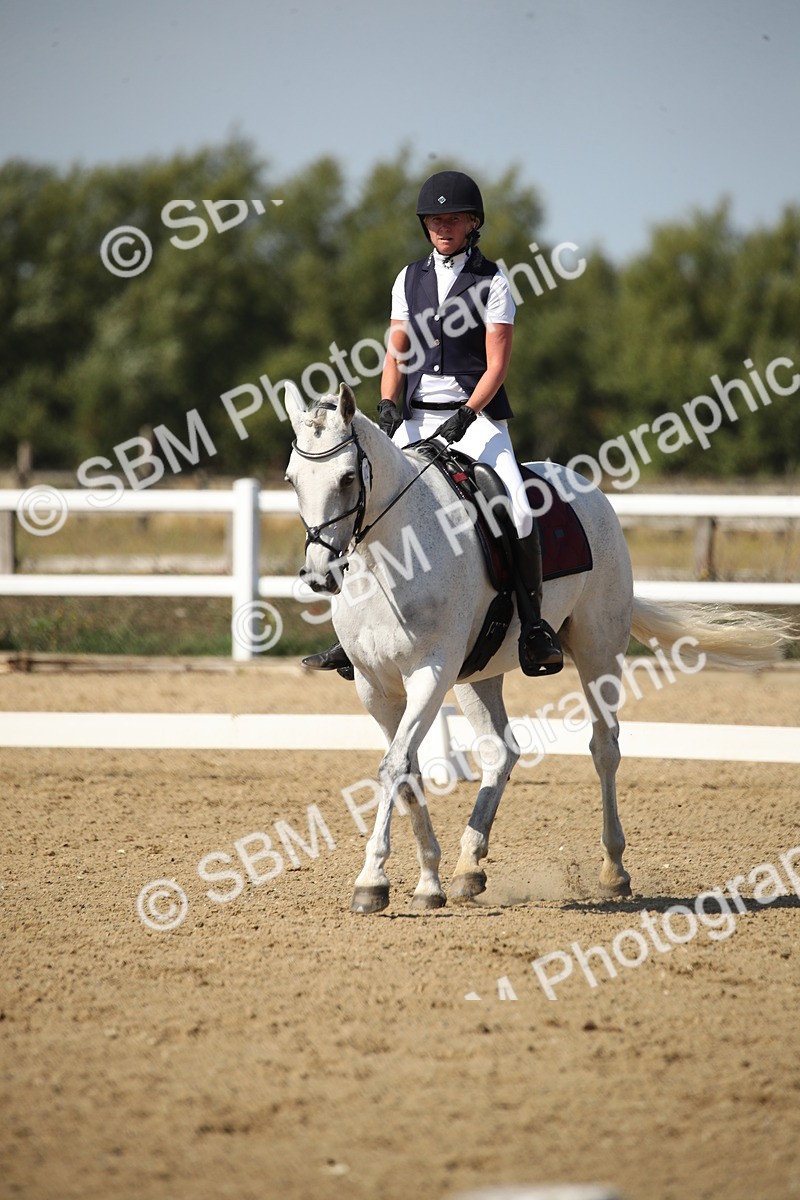 SBM_004256 - Class 11 - Novice 5 - 10.24-11.20