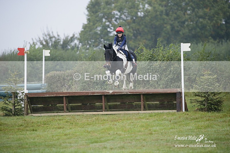 WWHT 171021 0092 - Novice Restricted (0.80m)  17/10/21
