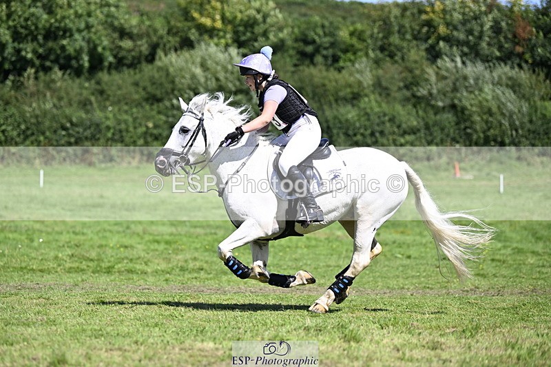 240811A-112742-02112 - 113-