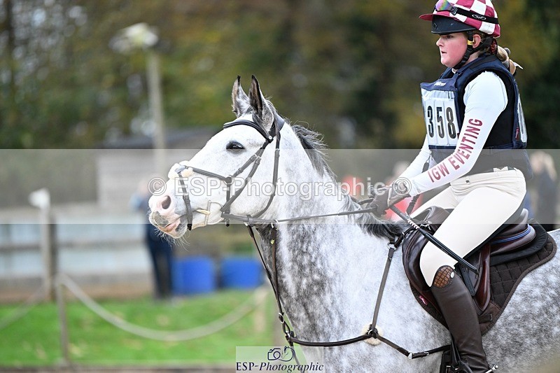 241117-142606-04568 - Cls 3 90-95cm 14.00 to 15.00