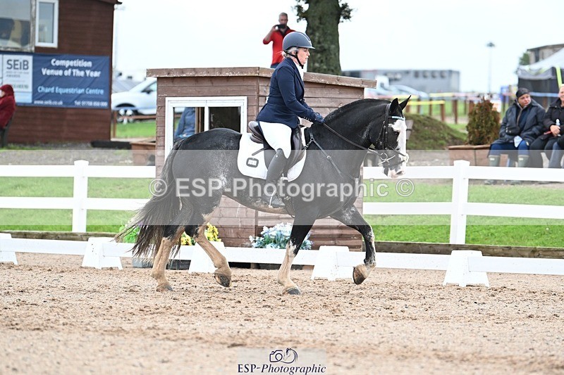 250907-123542-08371 - 061-christine.harrisonRed.Flair