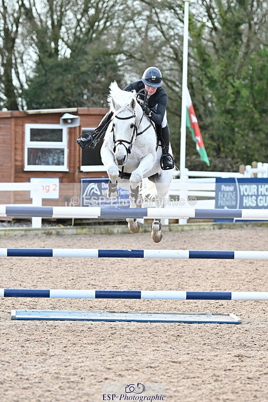 231208A-135710-01050 - Cls 6 Foxhunter & 1.20m Open