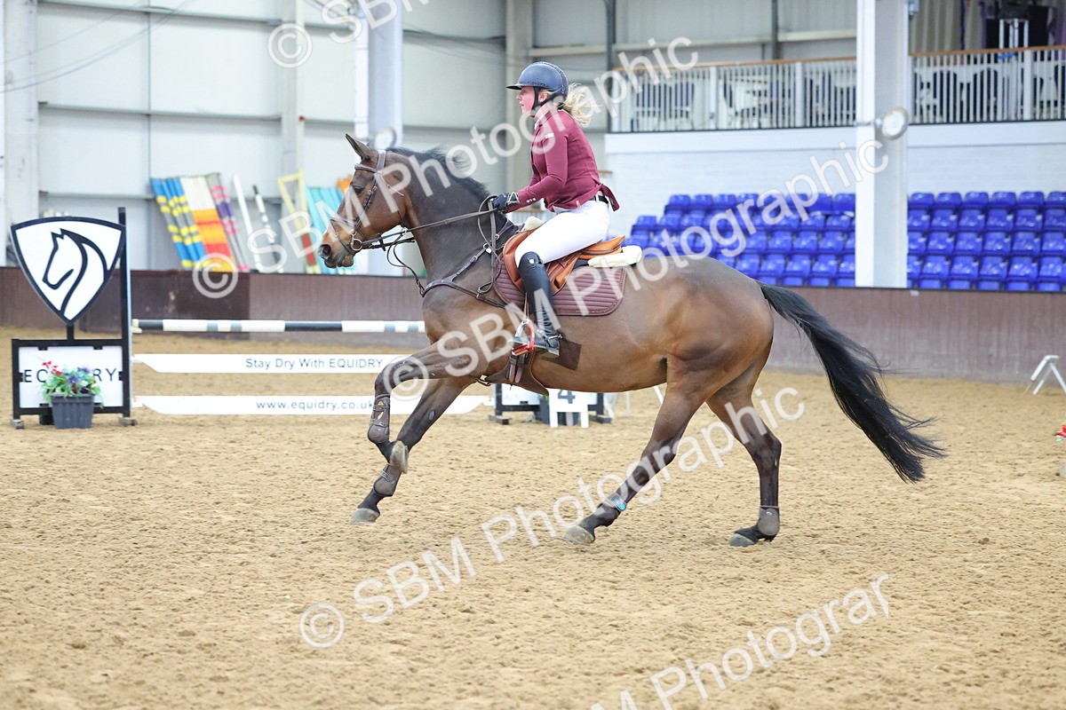 SBM_009760 - Class 20 - Senior British Novice/ 90cm Open - First Round (0.90m)