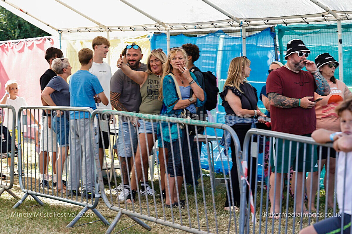 _MGL7381 - MINETY 2025