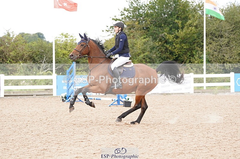 240915A-131740-10246 - Cls 35 1.05m Amateur Qualifier