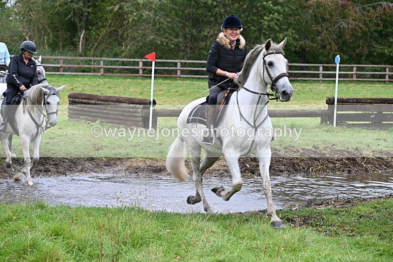 WJ6_6769 - Time at Photographer 13:06 to 13:23