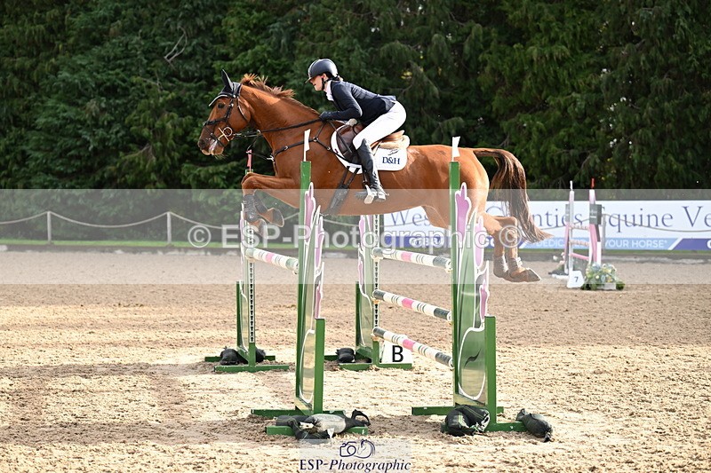 251024A-102639-06443 - B-139-Kirsty.Short