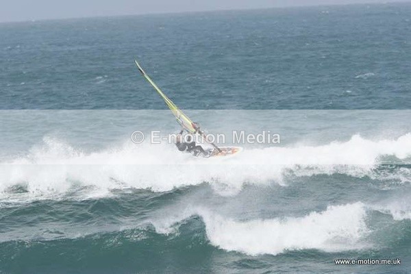 WS 160509  77 - Windsurfing