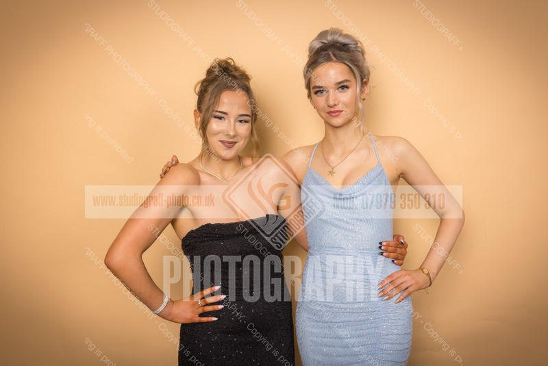 R5L1_2440 - Thurso high school 2025 - Senior prom