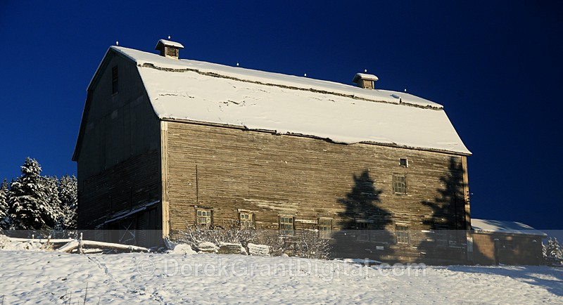 Winter Barn - Old Barns & Buildings