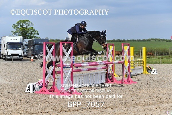 BPP_7057 - CLASS 5 FRI Veterans Show Jumping