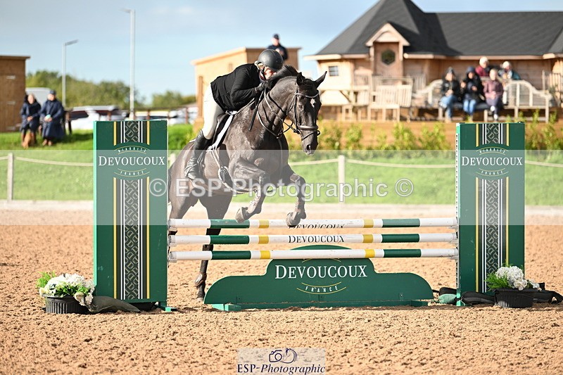 240912A-170505-02464 - Cls 7 Snr 90cm Open Speed Derby