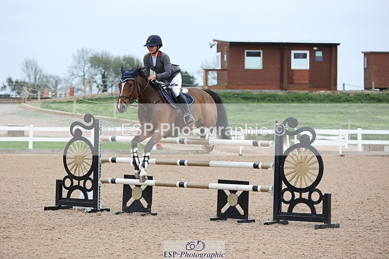 241101A-152910-02997 - FRI Cls 7 Blue Chip Grade B&C Jump Off